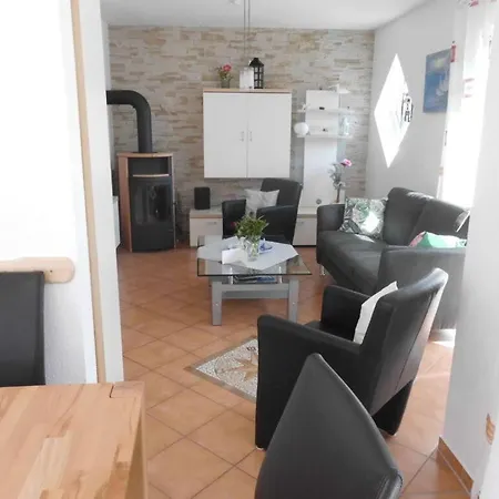Wattje Comfortable Vacation Apartment Harlesiel